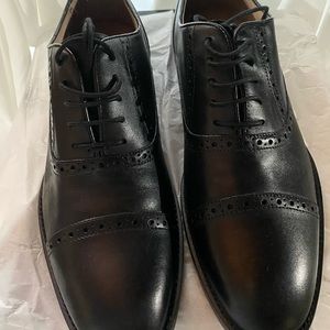 Men Banana Republic dress shoes